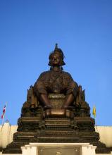 King Rama VII monument