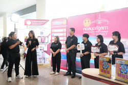 บรรยากาศการถ่ายทอดสดบูทแนะนำการให้บริการของหอสมุดรัฐสภา