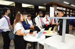 บรรณารักษ์บรรยาย ข้อมูลเกี่ยวกับสารสนเทศของหอสมุดรัฐสภา ประเภทรายงานการประชุมสภาผู้แทนราษฎร ครั้งที่ 1 (1)