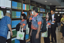 บรรณารักษ์หอสมุดแนะนำเกี่ยวกับทรัพยากรสารสนเทศในหอสมุดรัฐสภา ประเภทเอกสารรายงานการประชุมของวุฒิสภา