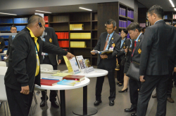 บรรณารักษ์แนะนำเกี่ยวกับรายงานการประชุมสภาผู้แทนราษฎร ครั้งที่ 1