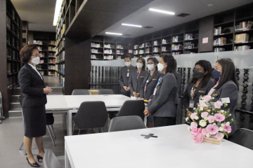 นางพรพิศ เพชรเจริญ เลขาธิการสภาผู้แทนราษฎร ให้กำลังใจในการปฎิบัติหน้าที่ให้ดียิ่งขึ้น