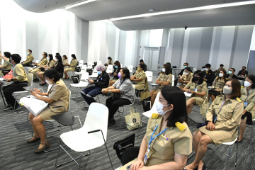 ผู้เข้าร่วมการประชุมเชิงนโยบาย เรื่อง “พิเคราะห์ พ.ร.บ.โรคติดต่อ 2558 จากสถานการณ์โควิด 19 : ข้อเสนอเพื่อการแก้ไขปรับปรุง” (3)