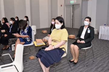 ผู้เข้าร่วมพิธีมอบรางวัลแนวปฏิบัติที่เป็นเลิศ (Best Practices) ประจำปีงบประมาณ พ.ศ. 2565 ของสำนักงานเลขาธิการสภาผู้แทนราษฎร (2)
